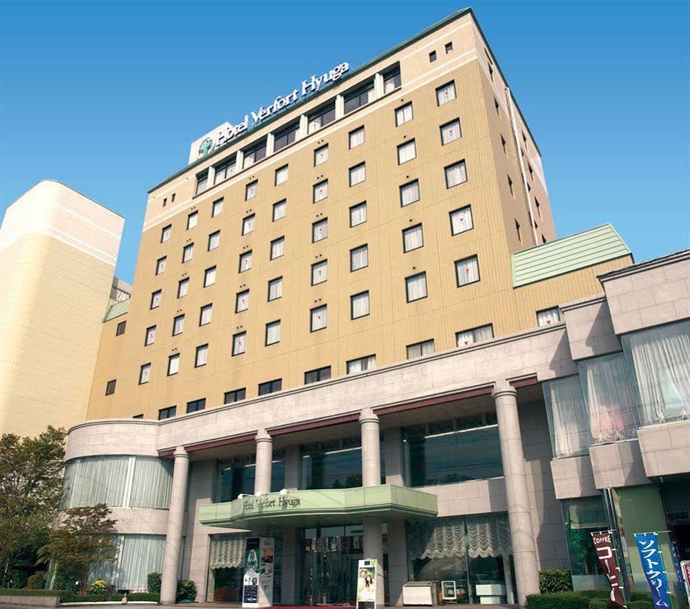Hotel Verfort Hyuga Екстер'єр фото